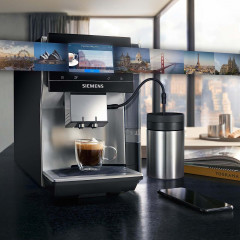 SIEMENS SIEMENS Kaffeevollautomat Kaffeevollautomat EQ.700 App-Steuerung, intuitives Full-Toch Display, Kaffeeautomat Cafemaschine Kaffeemaschine mi Mahlwerk Vollautomat Cafe Полностью автоматическая кофемашина SIEMENS EQ.700, управление через приложение