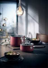 WMF WMF Mineral Topf-Set, 4-teilig, Rose Quartz  FUSIONTEC rot Набор горшков WMF Mineral, 4 предмета, Розовый кварц FUSIONTEC