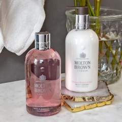 Molton Brown Rhubarb & Rose Body Lotion Лосьон для тела с ревенем и розой 30мл