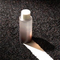HaruHaru Wonder Black Rice Hyaluronic Toner Чудо-тоник с гиалуроновой кислотой и черным рисом