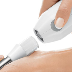 BOSCH BOSCH Stabmixer ErgoMixx MSM66110 Edelstahl-Mixfuss 4-Klingen 600W weiss/grau Ручной блендер BOSCH ErgoMixx MSM66110, ножка для смешивания из нержавеющей стали, 4 лезвия, 600 Вт, белый/серый