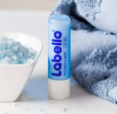 Labello Lippenpflegestift Hydro Care LSF 15 Карандаш бальзам для ухода за губами Hydro Care, увлажняющий с Алоэ Вера и Масло Ши, 4,8 г