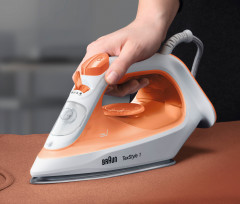 Braun Braun Dampfbugeleisen TexStyle 1 SI 1009 OR, 1900 W, mit Antihaftbeschichtung und Prazisionsspitze, 1900 Watt, Orange Паровой утюг Braun TexStyle 1 SI 1009 OR, 1900 Вт, с антипригарным покрытием и прецизионным наконечником, 1900 Вт, оранжевый