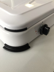 BlueCraft BlueCraft Gaskocher, Campingkocher 4-flammig, Gasherd Kochfeld 50 mbar, inkl. Gasregler 50 mbar und Gasschlauch 100 cm  Газовая плита BlueCraft, походная печь на 4 пламени, газовая плита на 50 мбар, включая газовый регулятор на 50 мбар и газовый